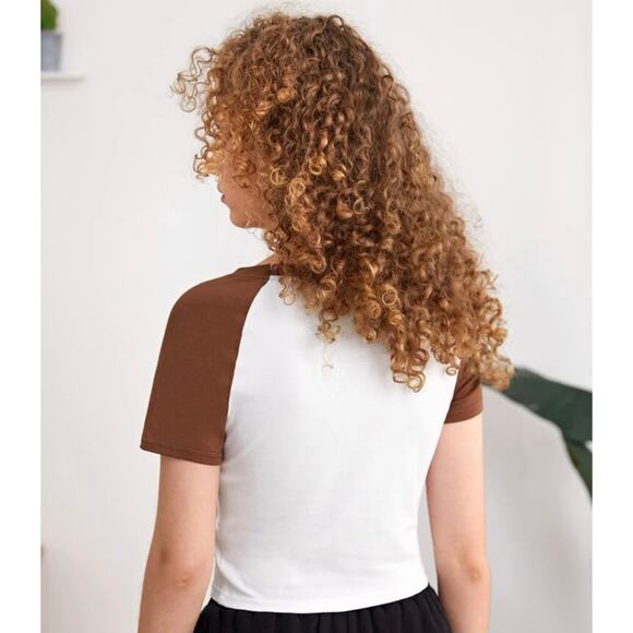 Teen's Crop Top with Leopard Print Heart - Picture 5 of 7